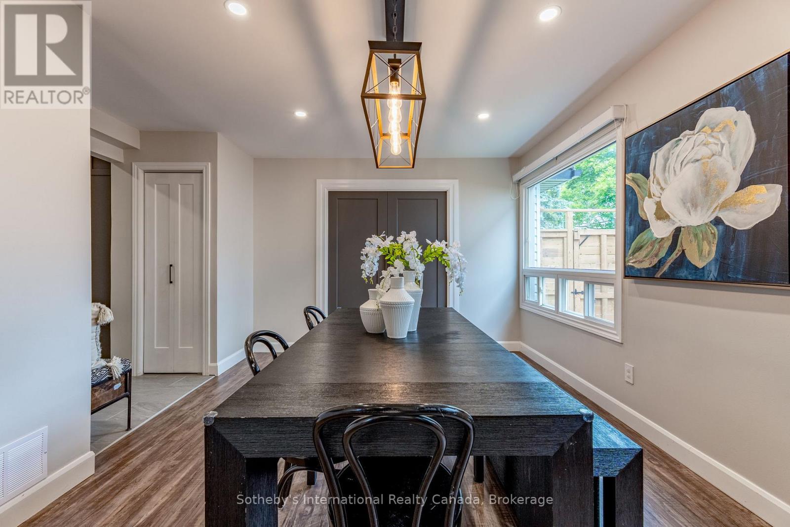 23 Carr Drive, Barrie (Letitia Heights), Ontario  L4N 6M9 - Photo 8 - S13499442