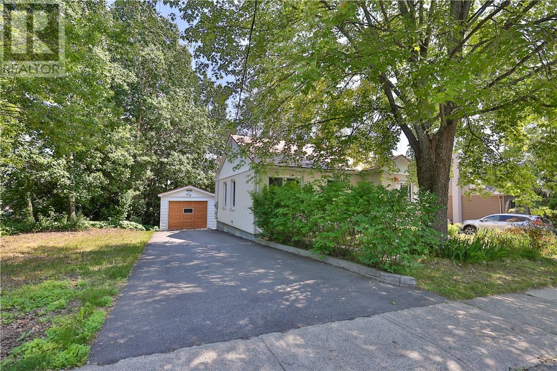 253 Twelfth Avenue, Lively, Ontario  P3Y 1M8 - Photo 2 - 2128872
