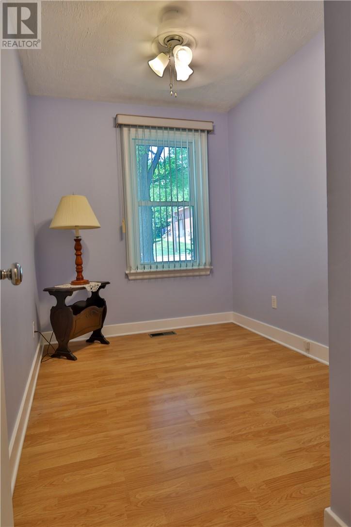 253 Twelfth Avenue, Lively, Ontario  P3Y 1M8 - Photo 8 - 2128872
