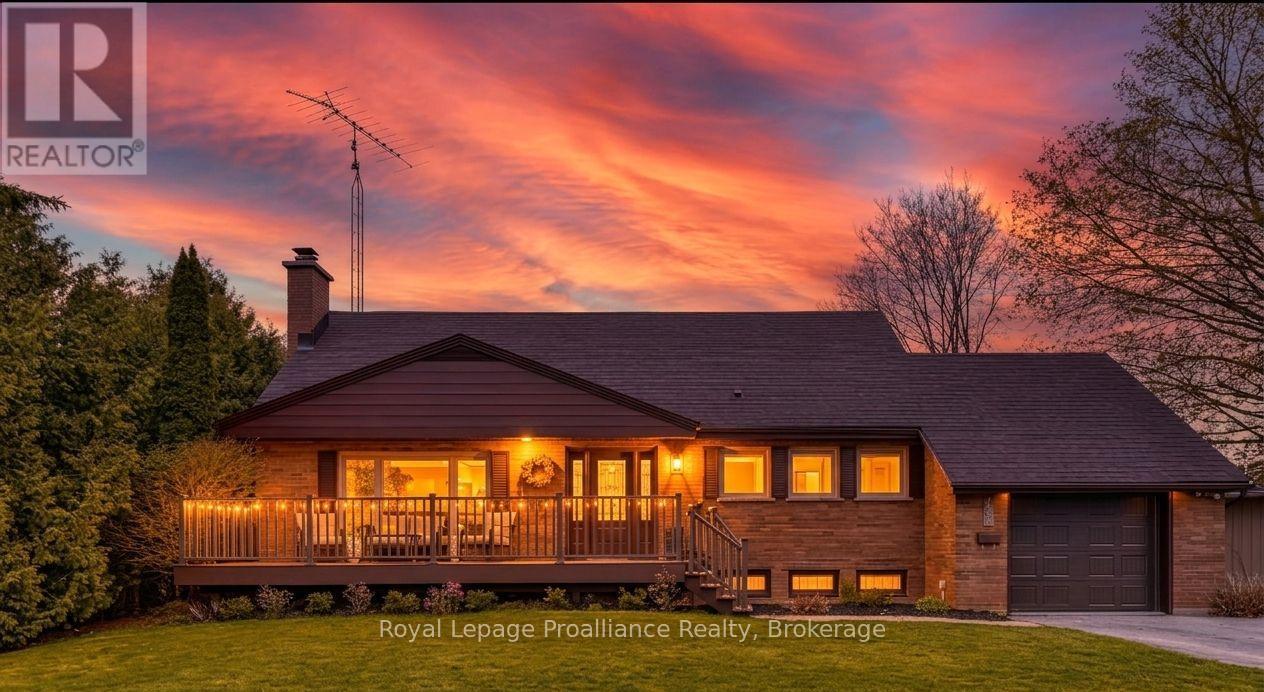 1 BROOK ROAD N, Cobourg, Ontario