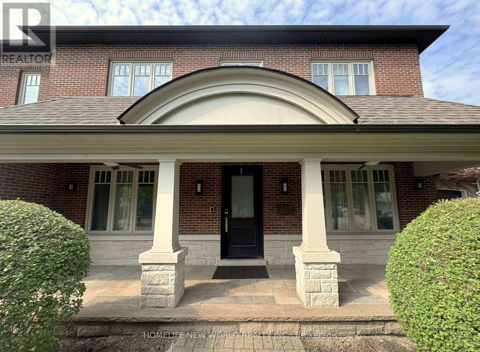 64 Montressor Drive, Toronto, Ontario  M2P 1Z4 - Photo 3 - C13499470