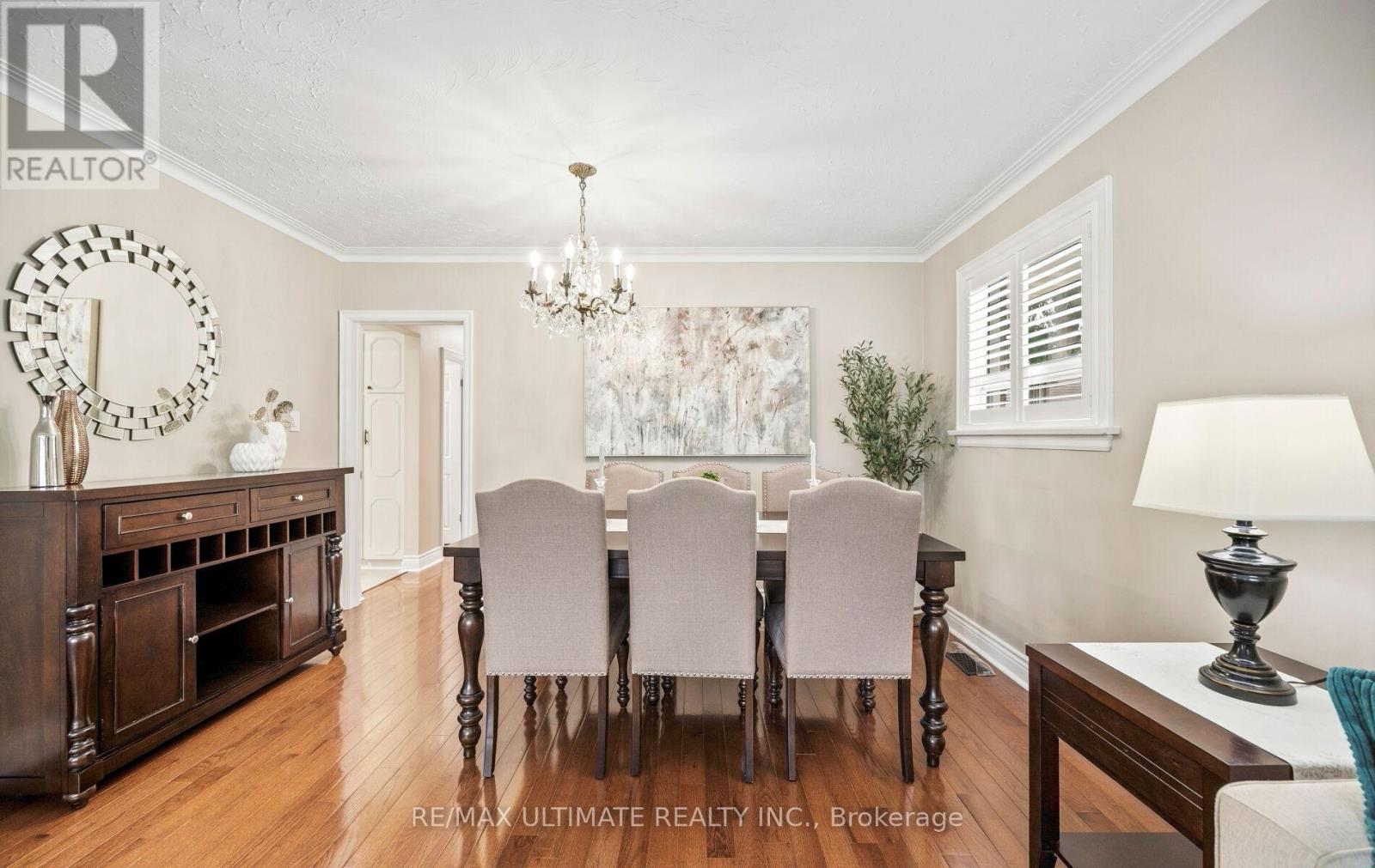 5 Mendip Crescent, Toronto, Ontario  M1P 1Y3 - Photo 11 - E13499358