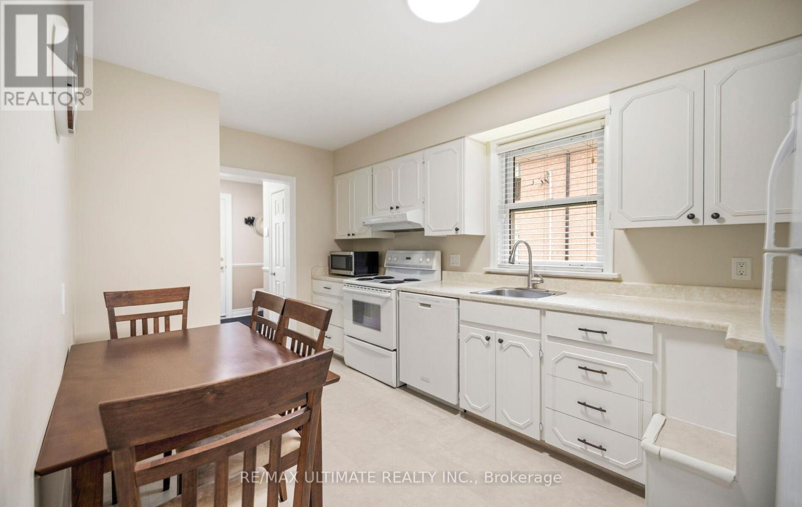 5 Mendip Crescent, Toronto, Ontario  M1P 1Y3 - Photo 17 - E13499358