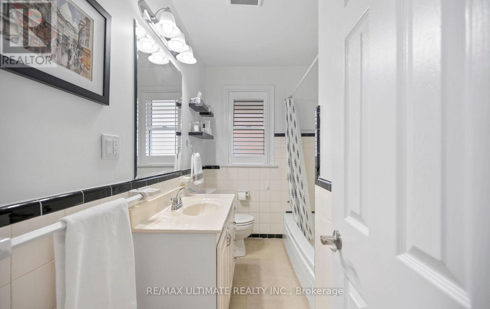 5 Mendip Crescent, Toronto, Ontario  M1P 1Y3 - Photo 26 - E13499358