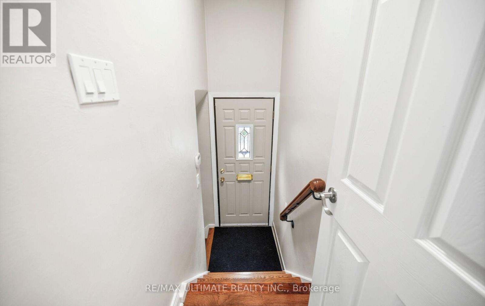 5 Mendip Crescent, Toronto, Ontario  M1P 1Y3 - Photo 27 - E13499358