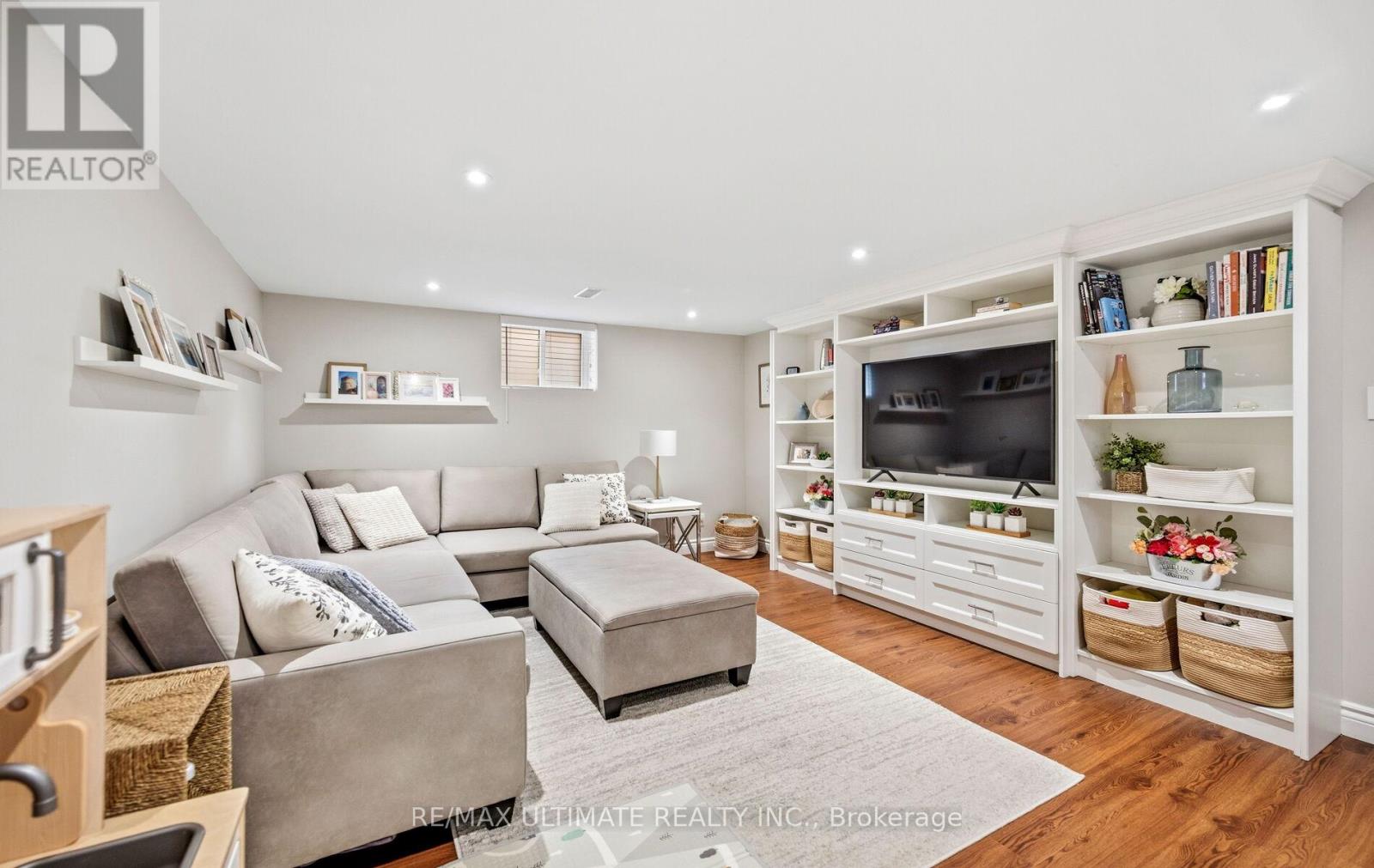 5 Mendip Crescent, Toronto, Ontario  M1P 1Y3 - Photo 34 - E13499358