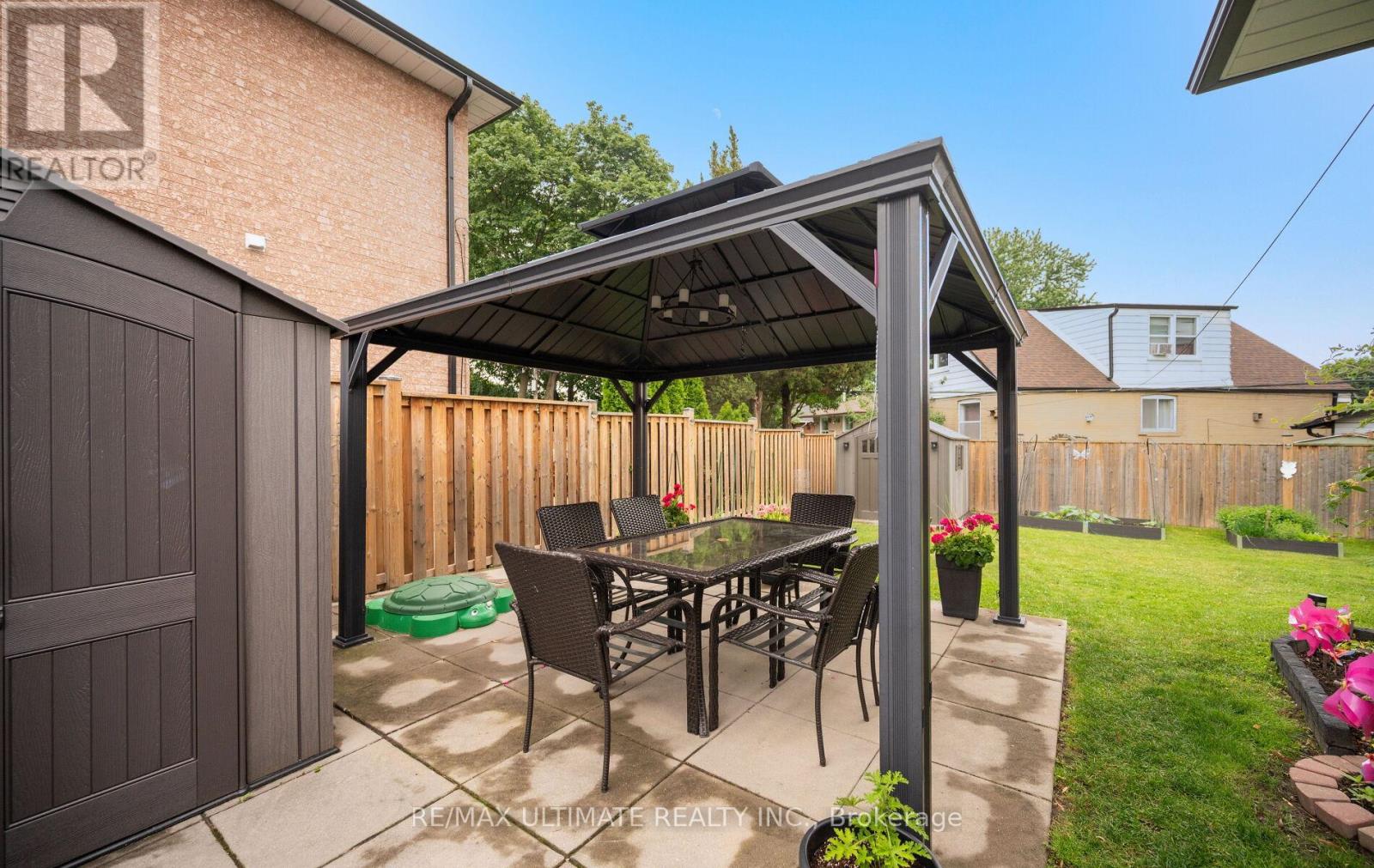 5 Mendip Crescent, Toronto, Ontario  M1P 1Y3 - Photo 43 - E13499358