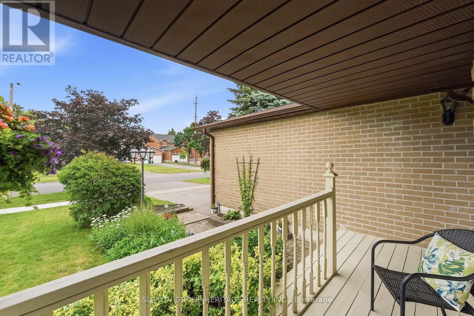 42 Ritchie Avenue, Ajax, Ontario  L1S 6R8 - Photo 4 - E13499436