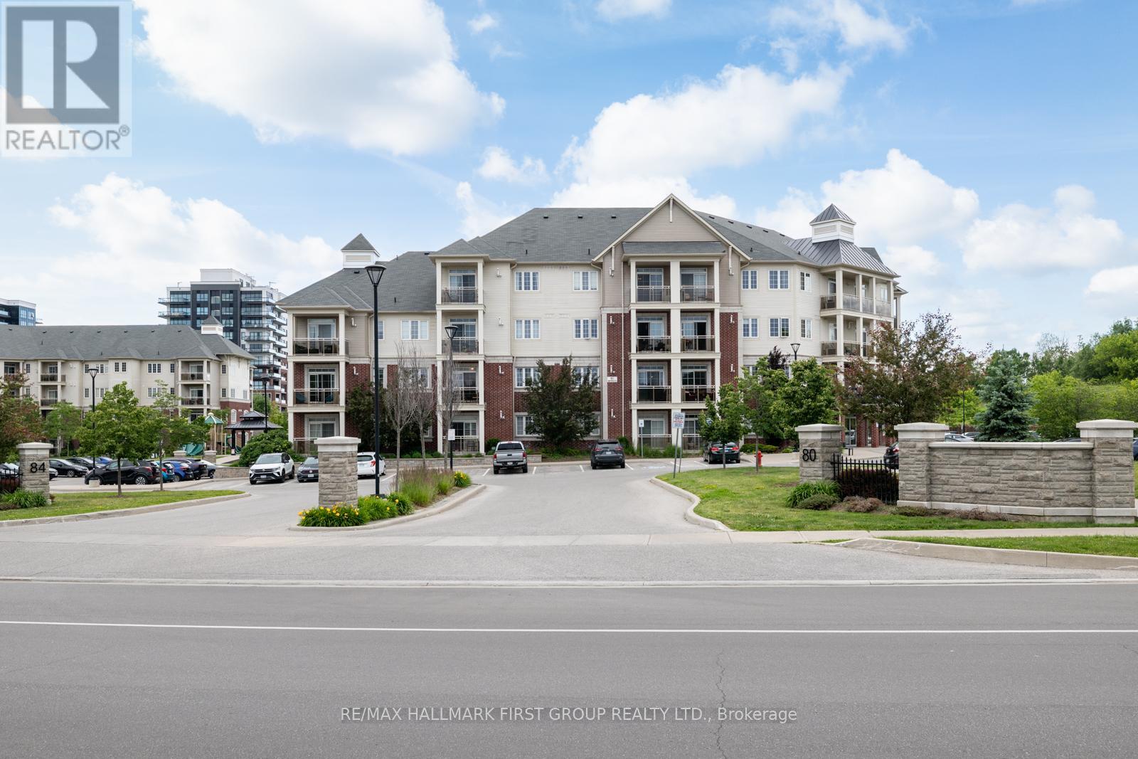 113 - 80 ASPEN SPRINGS DRIVE, Clarington, Ontario
