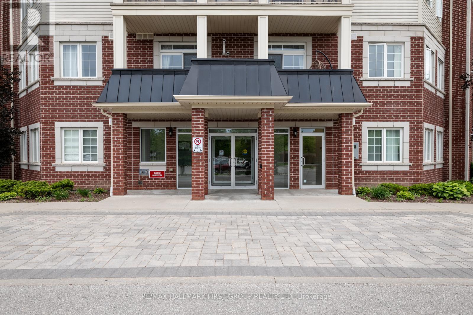 113 - 80 Aspen Springs Drive, Clarington, Ontario  L1C 4Y2 - Photo 2 - E13499468
