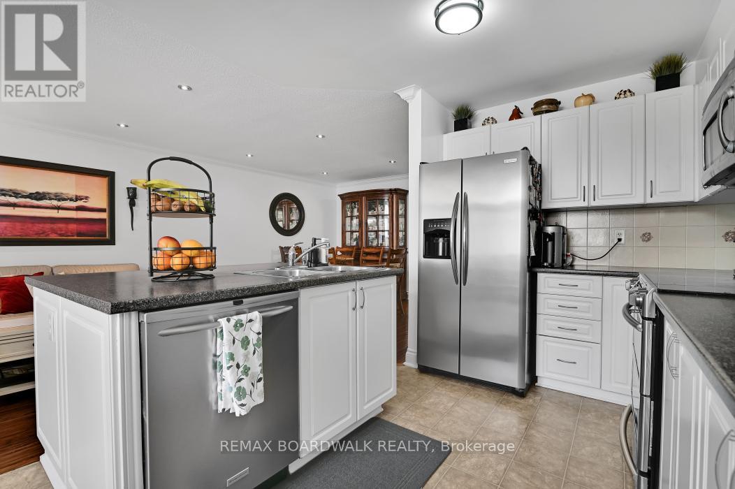 1160 Halton Terrace, Ottawa, Ontario  K2W 1H6 - Photo 12 - X13499398