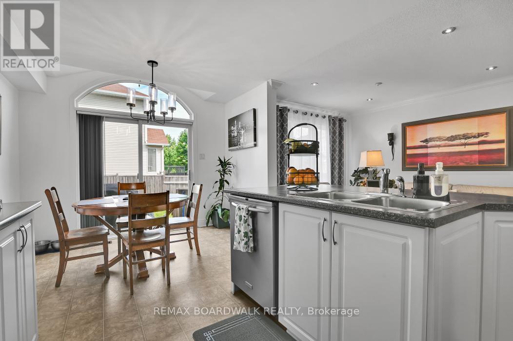 1160 Halton Terrace, Ottawa, Ontario  K2W 1H6 - Photo 13 - X13499398
