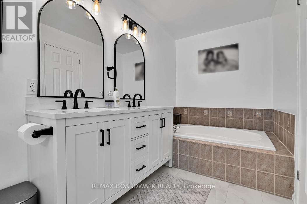 1160 Halton Terrace, Ottawa, Ontario  K2W 1H6 - Photo 19 - X13499398
