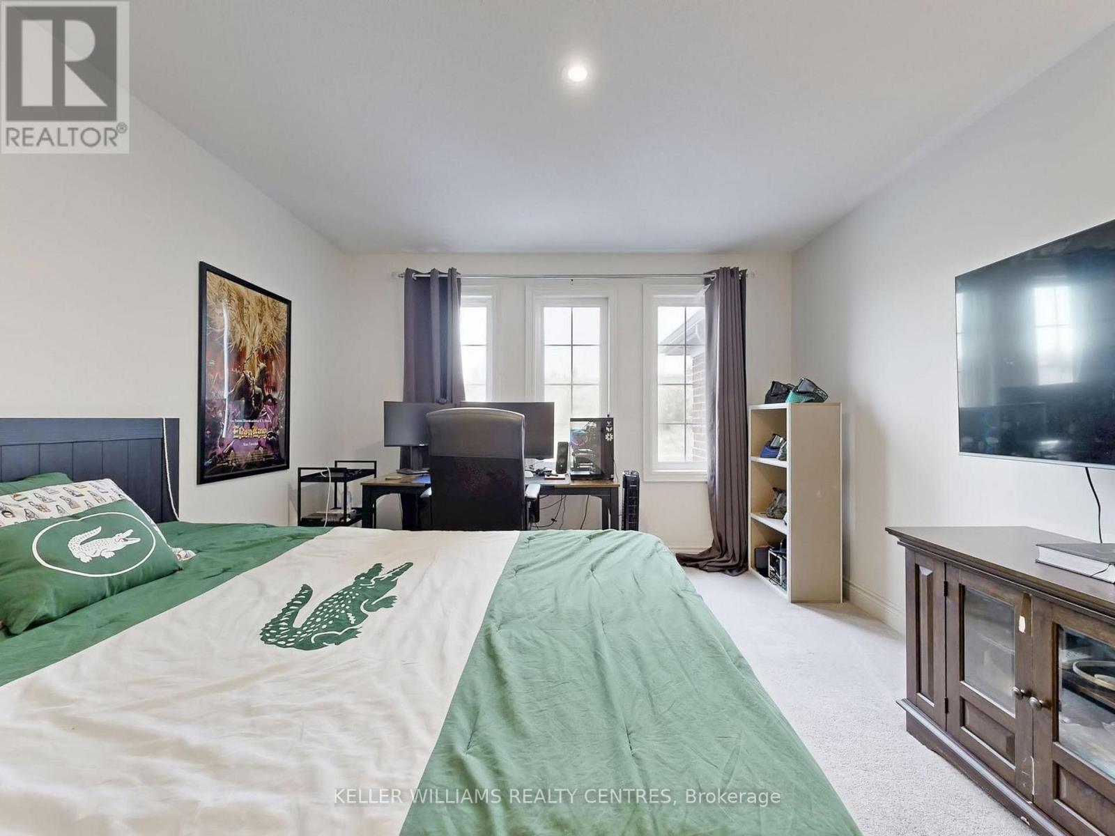 833 Langford Boulevard, Bradford West Gwillimbury, Ontario  L3L 0X6 - Photo 35 - N13499428