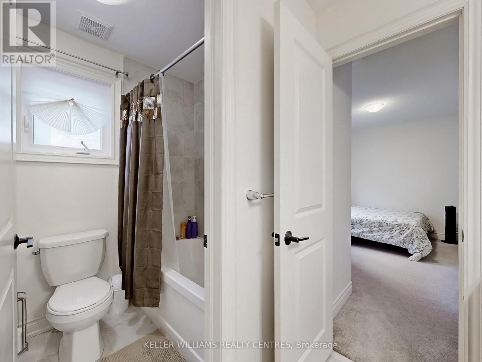 833 Langford Boulevard, Bradford West Gwillimbury, Ontario  L3L 0X6 - Photo 40 - N13499428