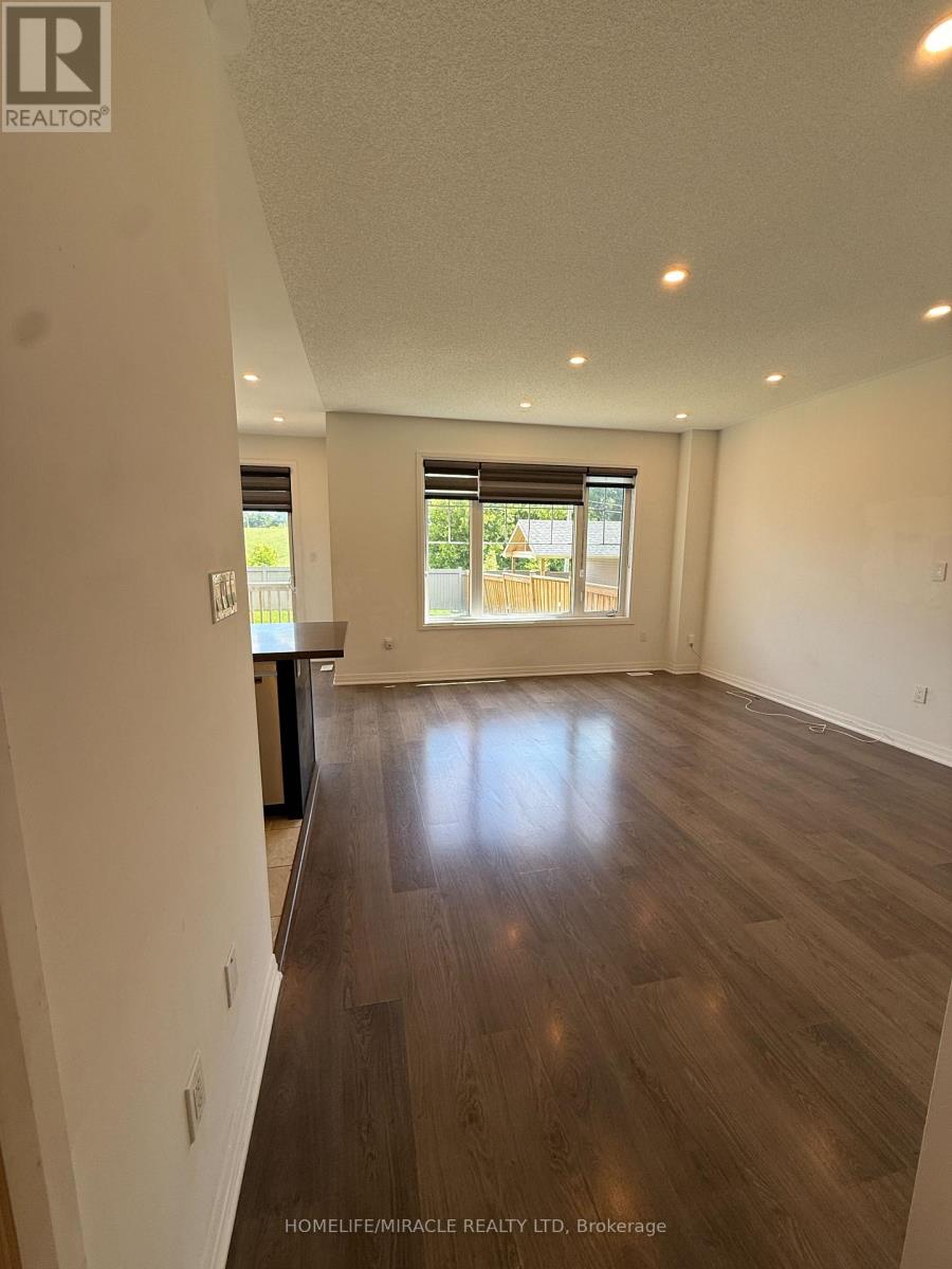 17 Casserley Crescent, New Tecumseth (Tottenham), Ontario  L0G 1W0 - Photo 18 - N13499452