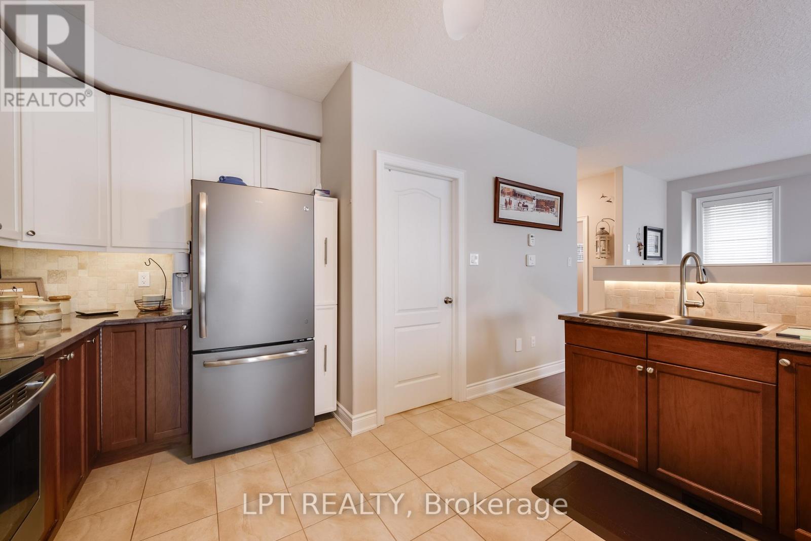 37 Wilson Street, Collingwood, Ontario  L9Y 0Y8 - Photo 10 - S13499372