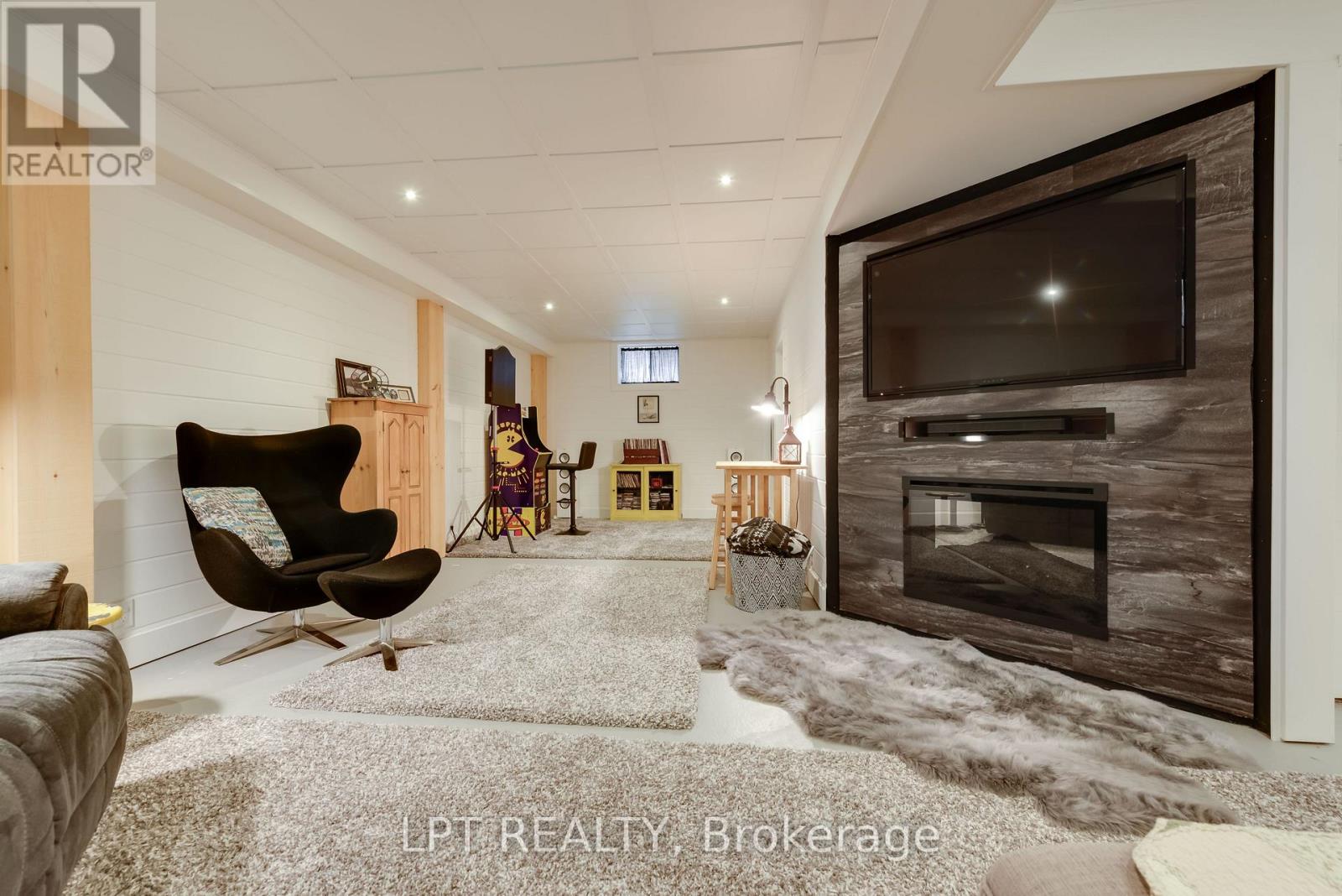 37 Wilson Street, Collingwood, Ontario  L9Y 0Y8 - Photo 24 - S13499372