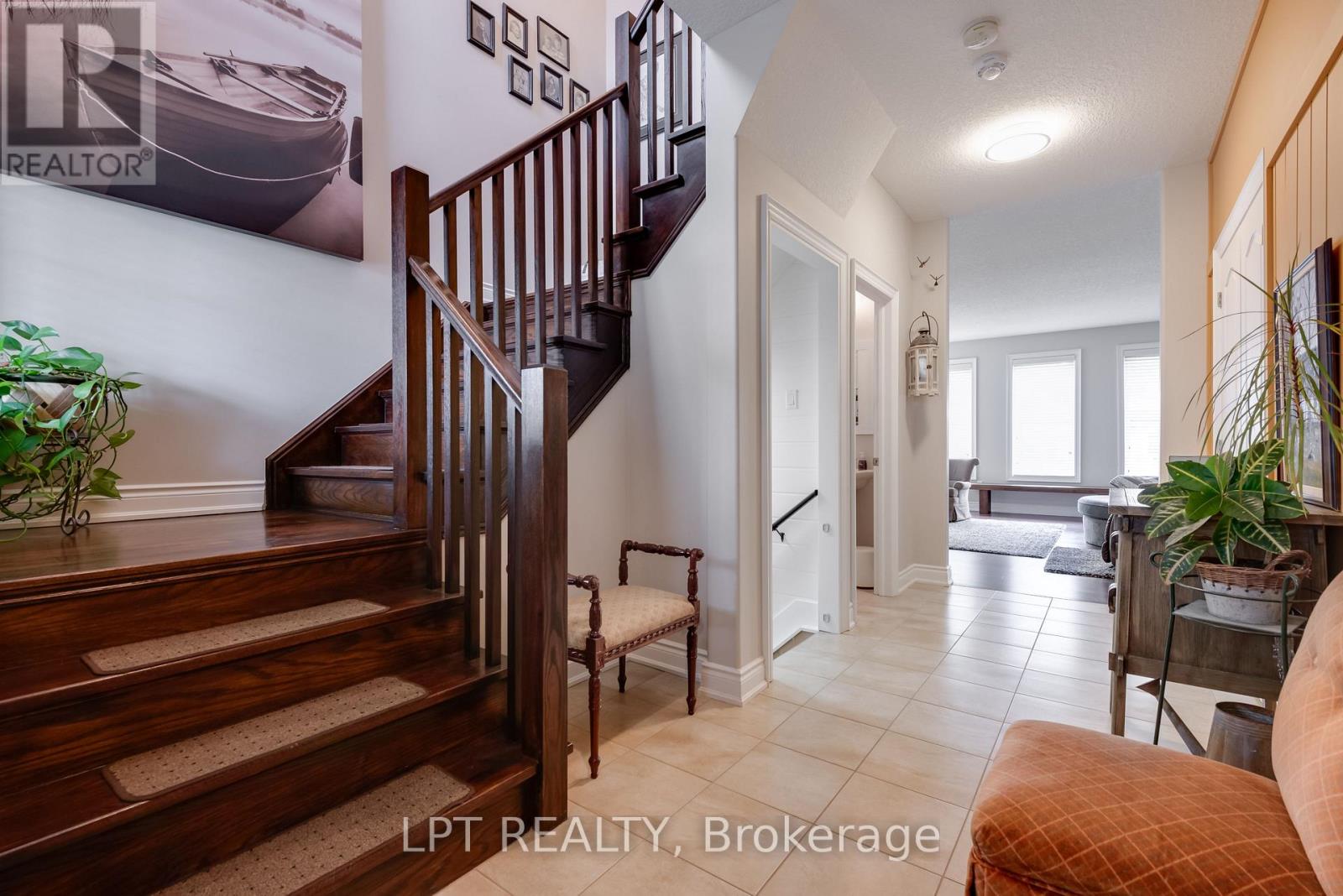 37 Wilson Street, Collingwood, Ontario  L9Y 0Y8 - Photo 3 - S13499372