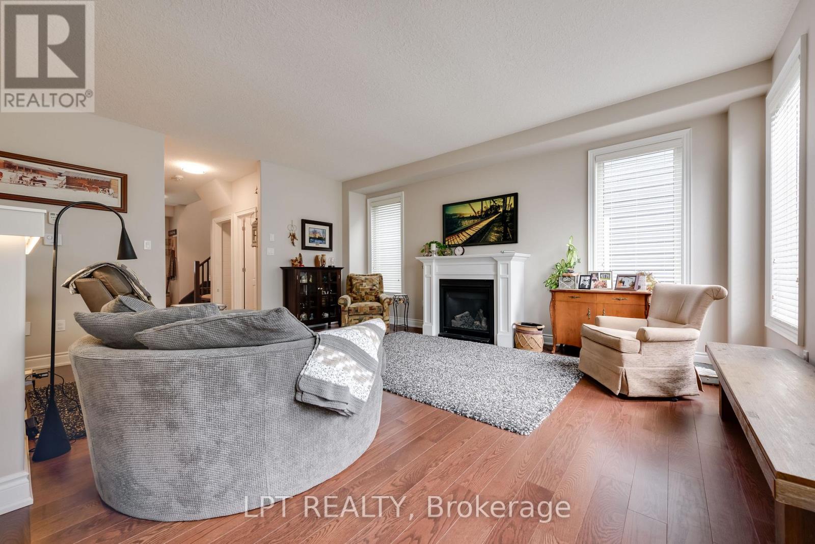 37 Wilson Street, Collingwood, Ontario  L9Y 0Y8 - Photo 5 - S13499372