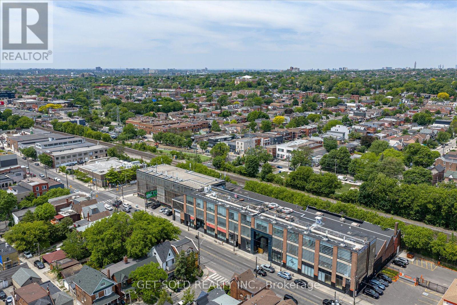 950 Dupont Street, Toronto, Ontario  M6H 1Z2 - Photo 2 - W13499390