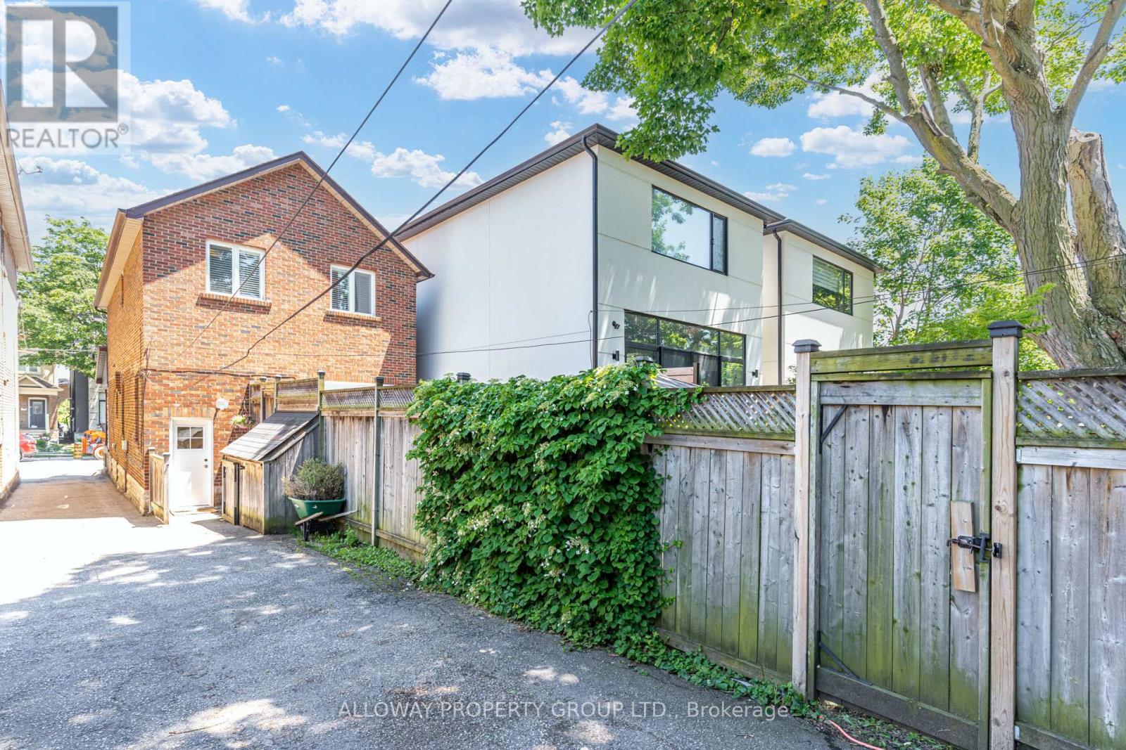 22 Fourth Street, Toronto, Ontario  M8V 2Y3 - Photo 38 - W13499446