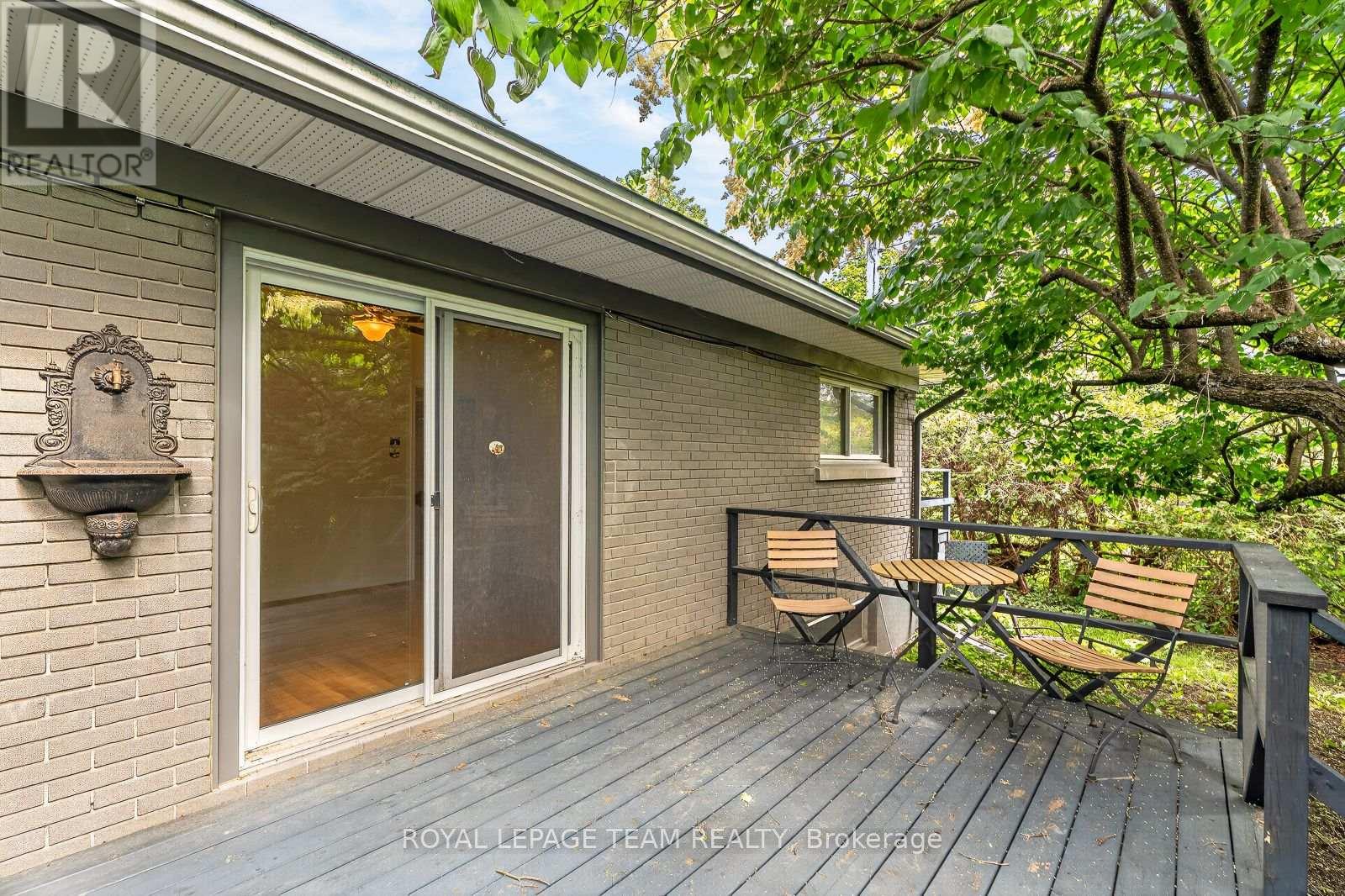 2046 Dorval Avenue, Ottawa, Ontario  K1G 2N8 - Photo 25 - X13499508