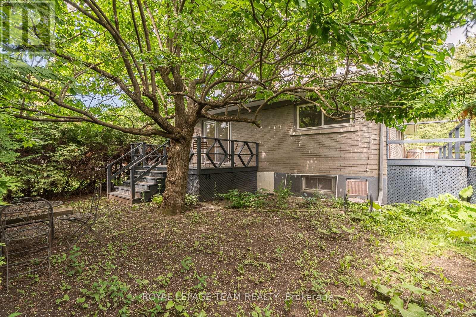 2046 Dorval Avenue, Ottawa, Ontario  K1G 2N8 - Photo 28 - X13499508
