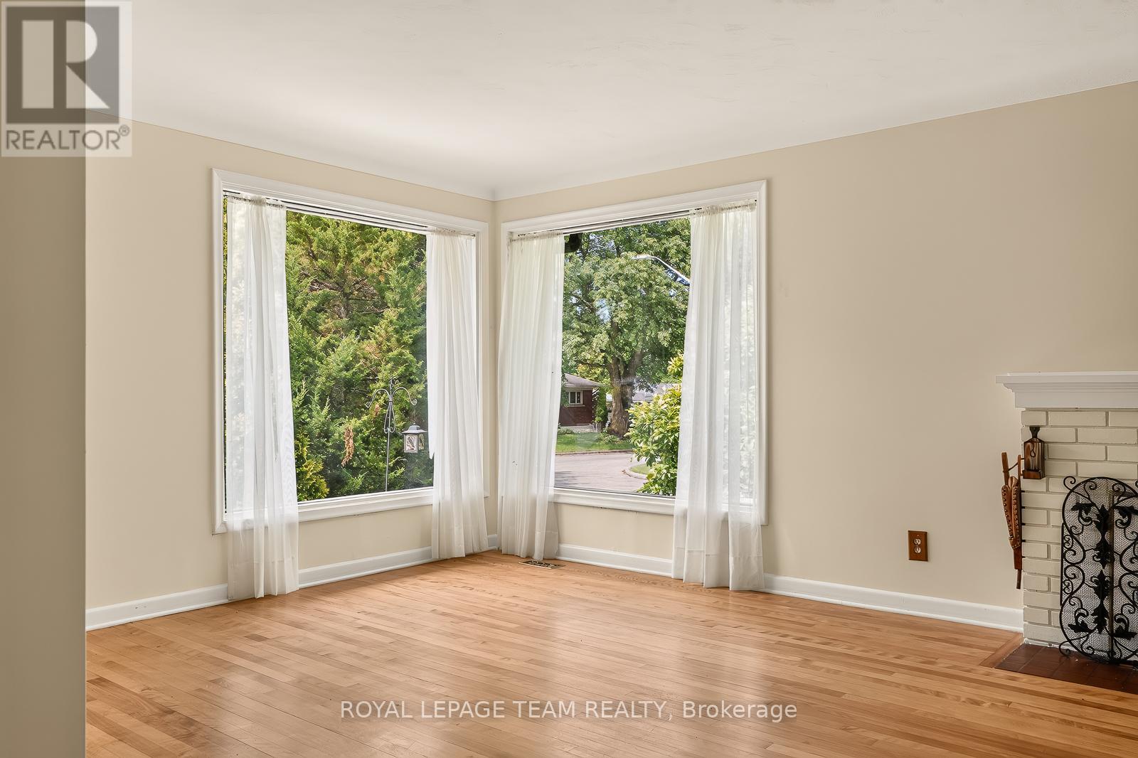 2046 Dorval Avenue, Ottawa, Ontario  K1G 2N8 - Photo 7 - X13499508