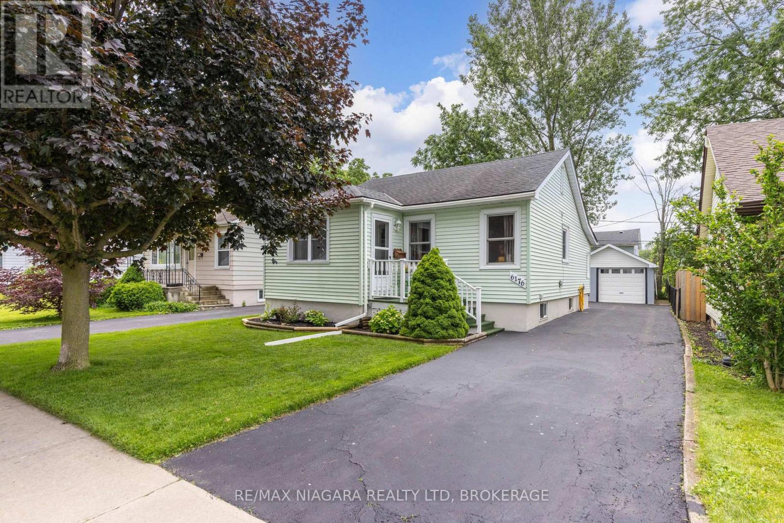 6176 CHURCHILL STREET, Niagara Falls, Ontario