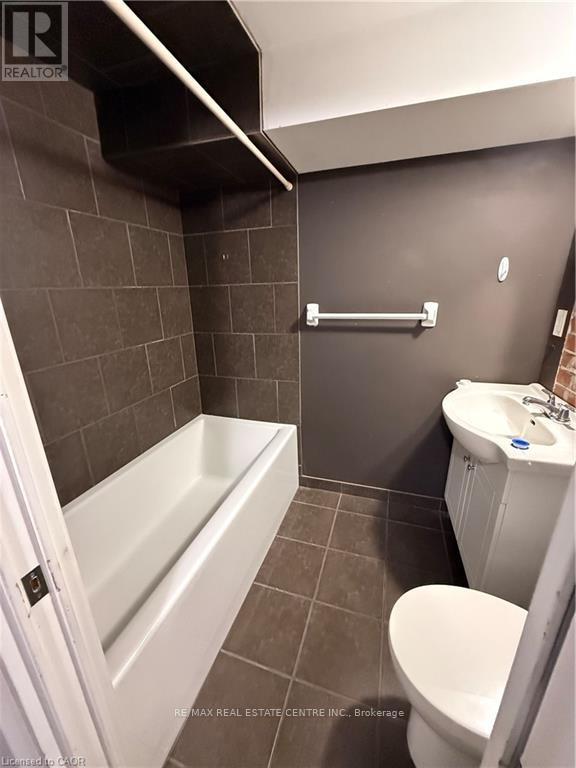 947 Main Street E, Hamilton, Ontario  L8M 1M9 - Photo 11 - X13499426