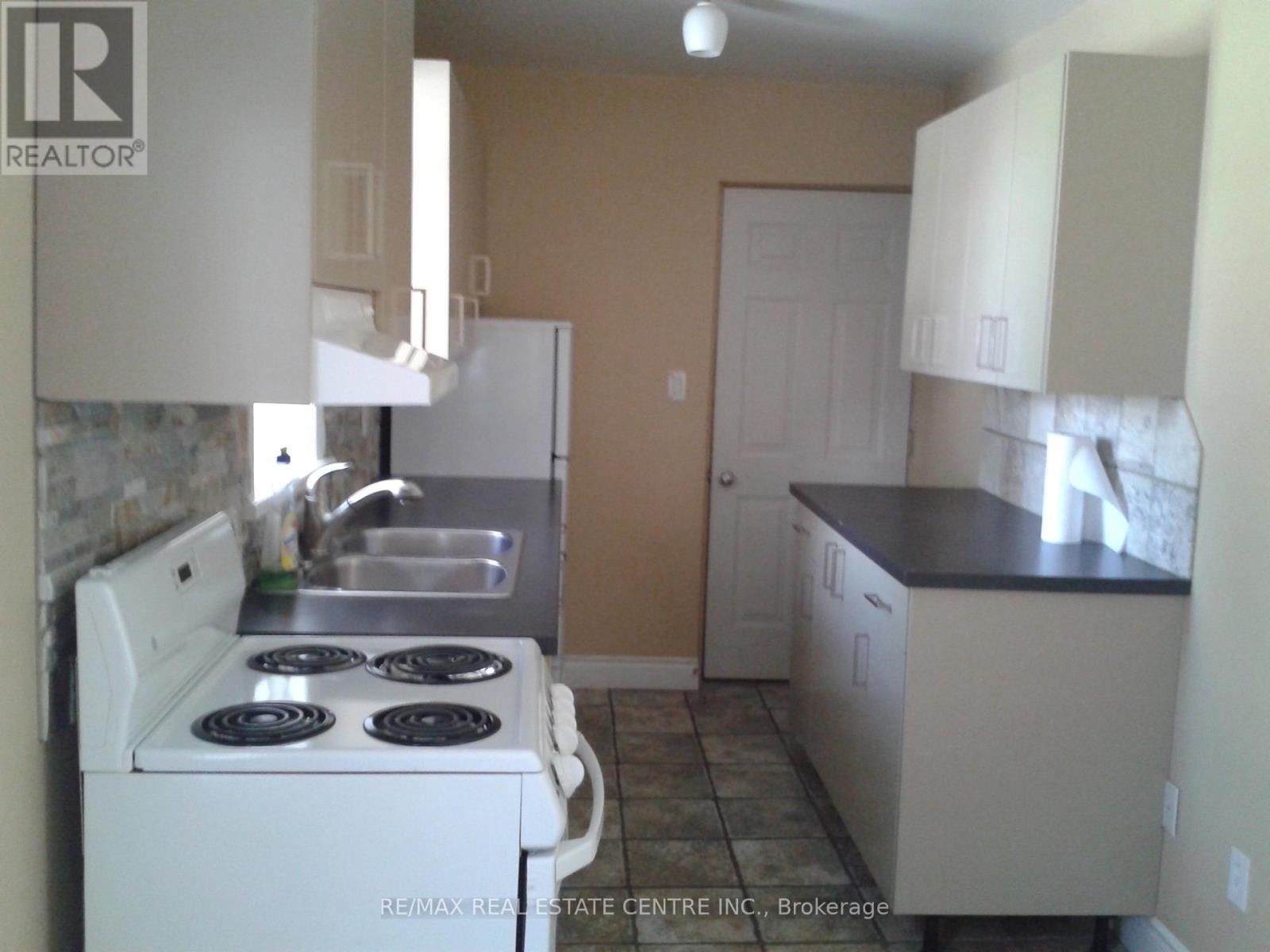 947 Main Street E, Hamilton, Ontario  L8M 1M9 - Photo 12 - X13499426