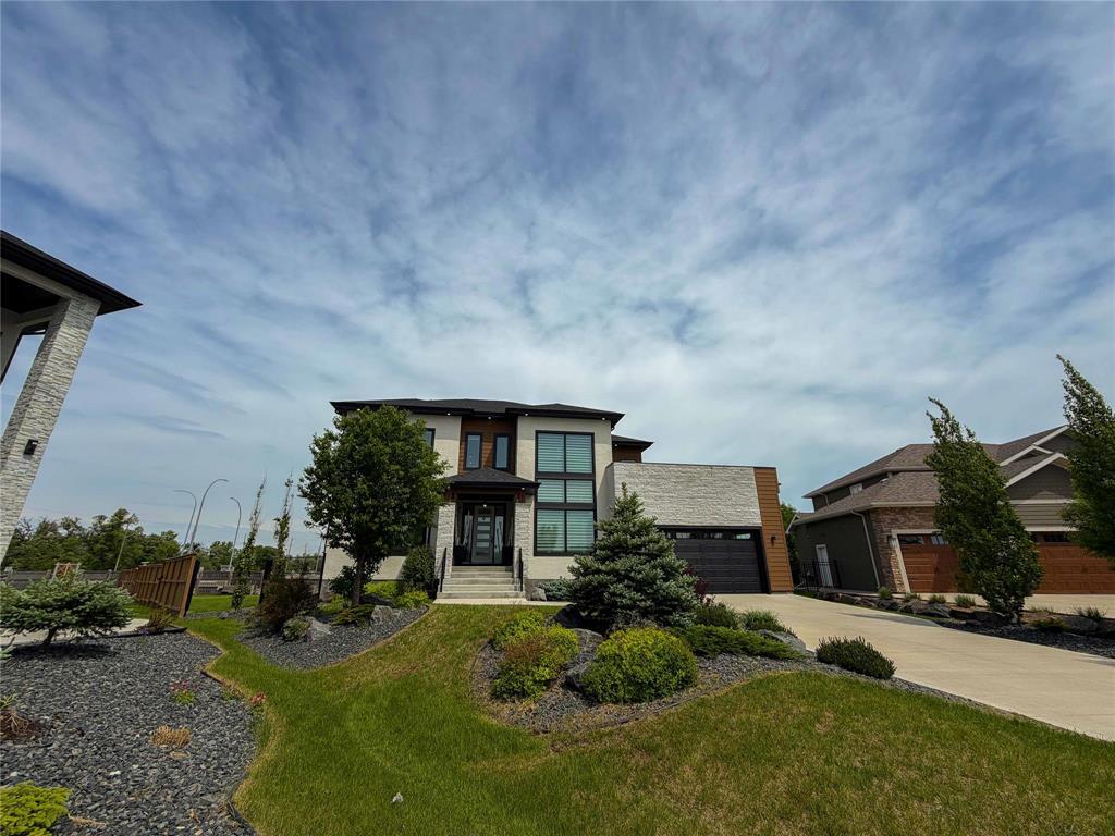 160 Saddleridge Lane, East St Paul, Manitoba  R3W 1R1 - Photo 0 - 202614462