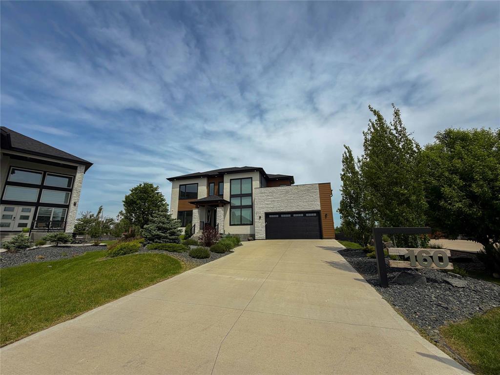 160 Saddleridge Lane, East St Paul, Manitoba  R3W 1R1 - Photo 1 - 202614462