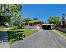 53 BERGEN ROAD, Toronto, Ontario