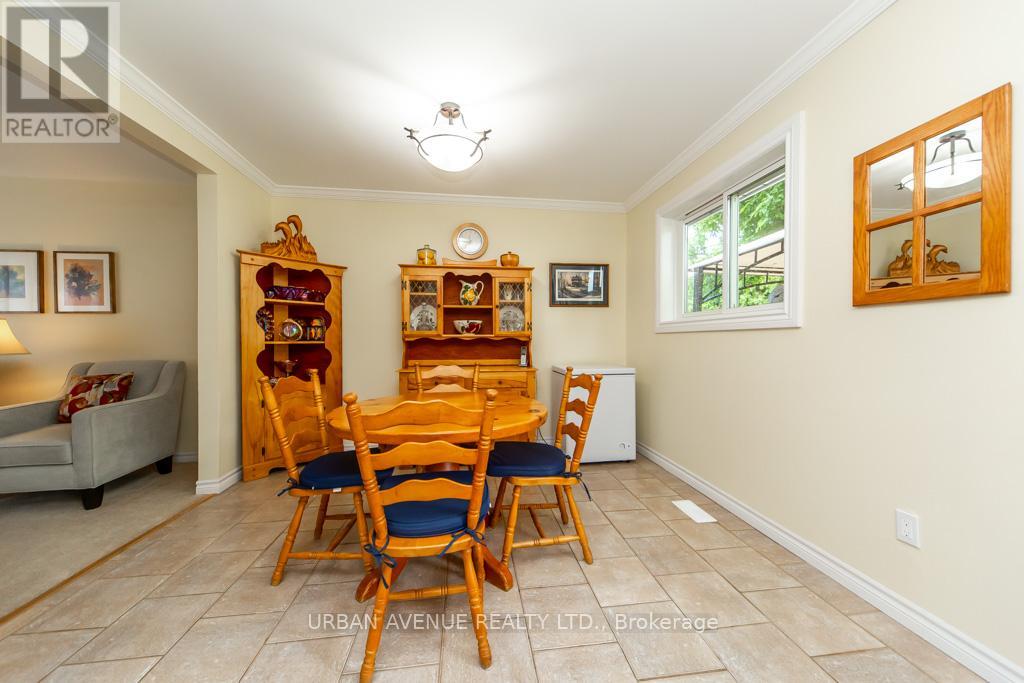579 Rupert Avenue, Whitchurch-Stouffville, Ontario  L4A 1W2 - Photo 8 - N13499504