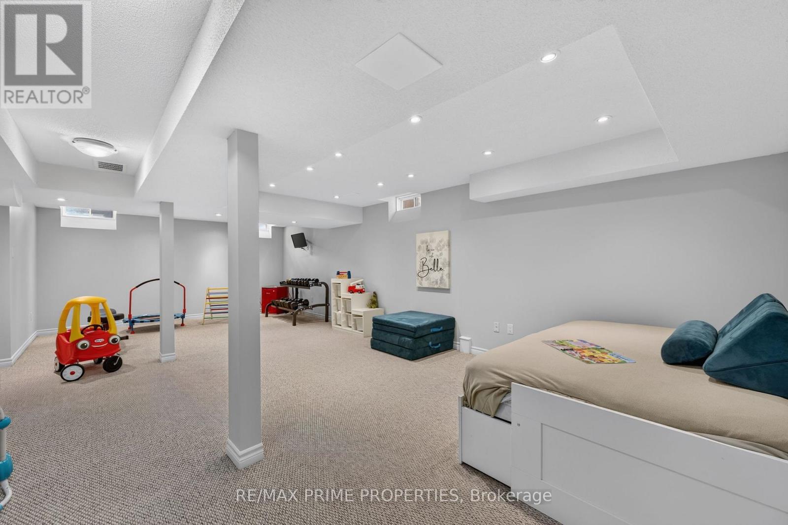 77 Margaret Graham Crescent, East Gwillimbury (Mt Albert), Ontario  L0G 1M0 - Photo 17 - N13499522