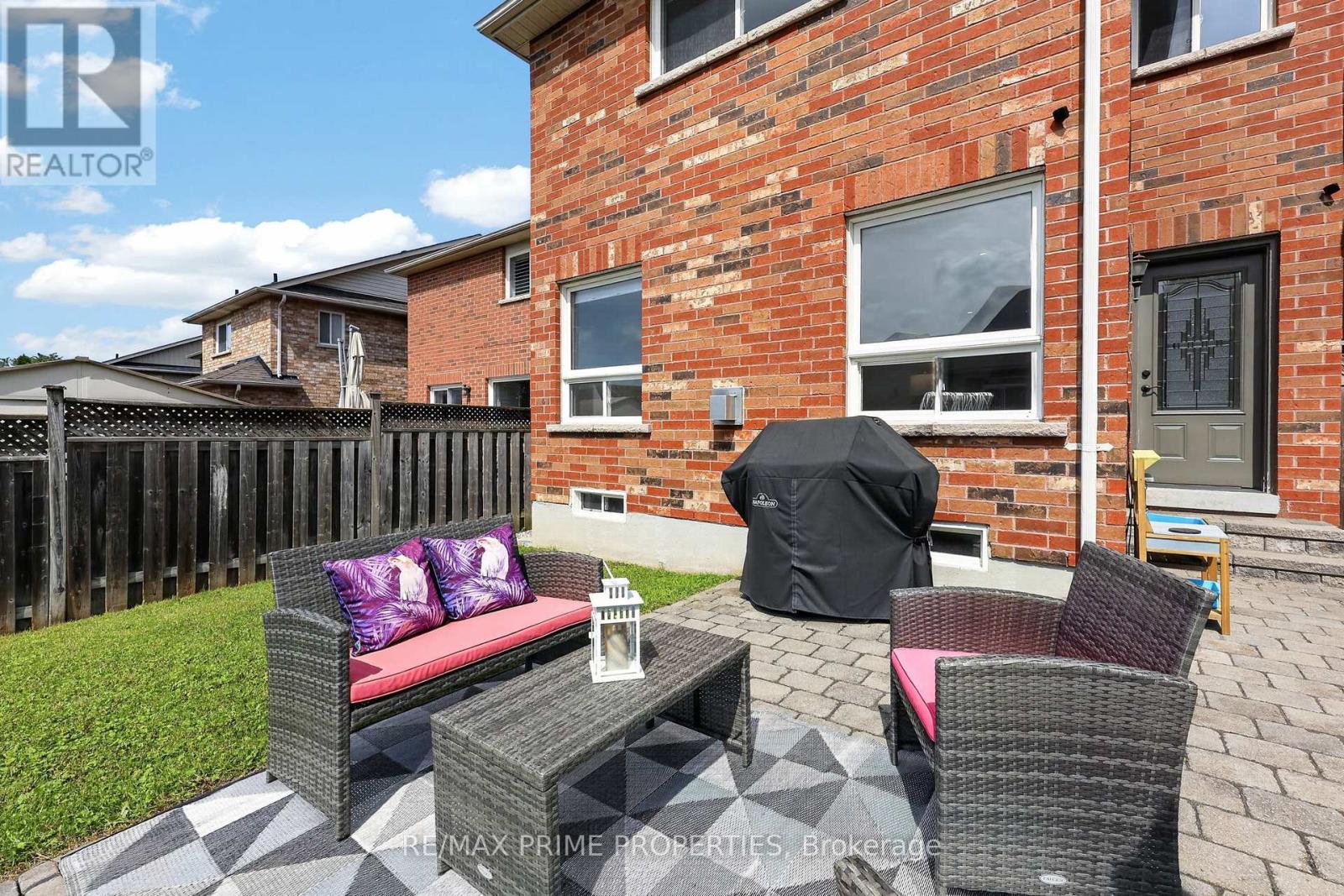77 Margaret Graham Crescent, East Gwillimbury (Mt Albert), Ontario  L0G 1M0 - Photo 22 - N13499522