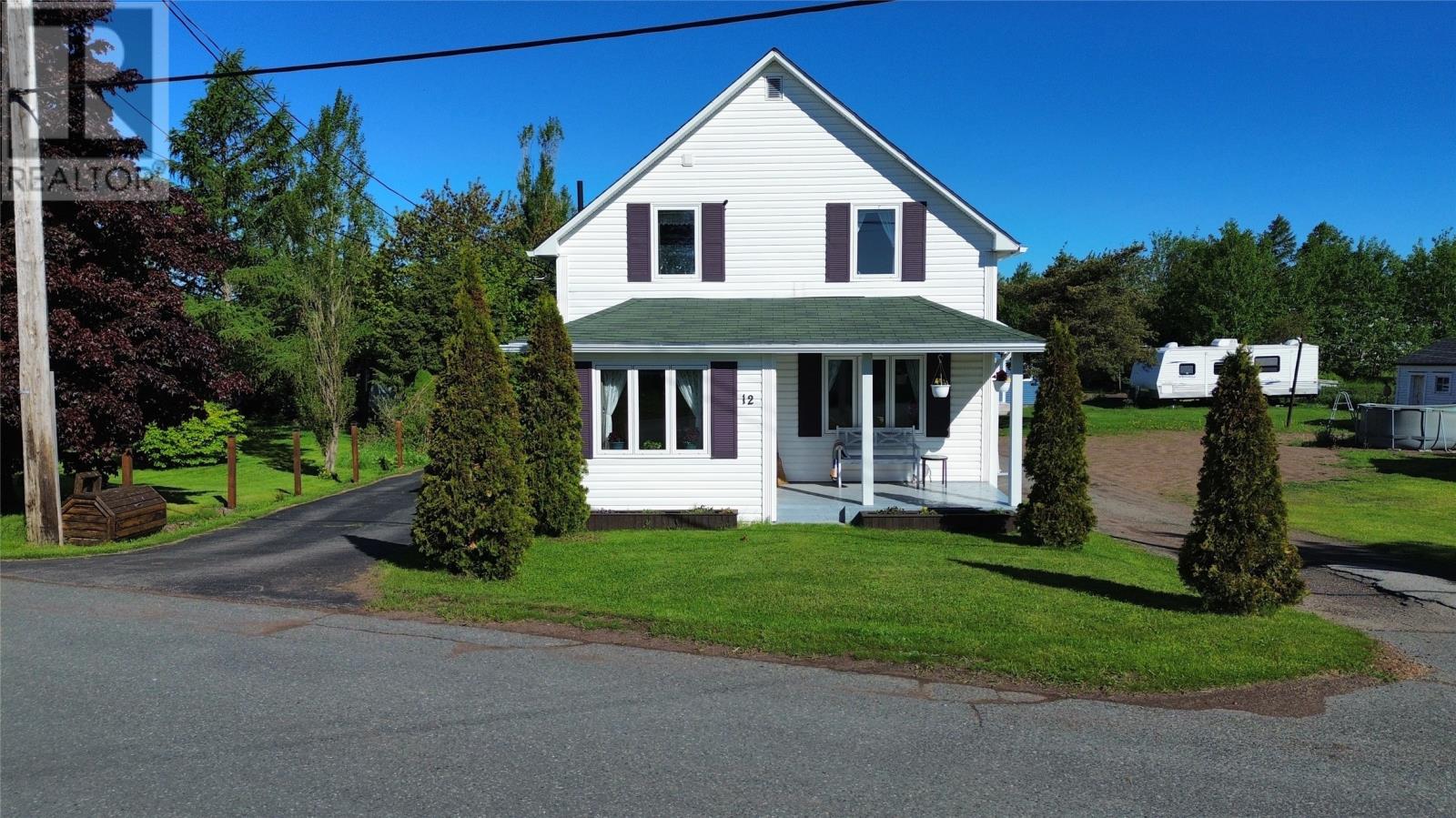 12 Memorial Avenue, Botwood, Newfoundland & Labrador  A0H 1E0 - Photo 1 - 1299574