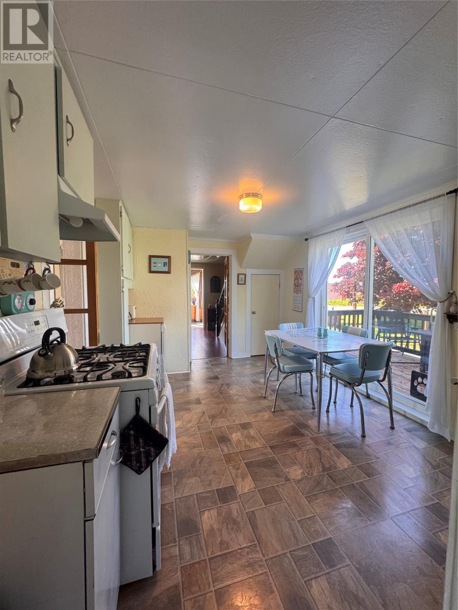12 Memorial Avenue, Botwood, Newfoundland & Labrador  A0H 1E0 - Photo 10 - 1299574