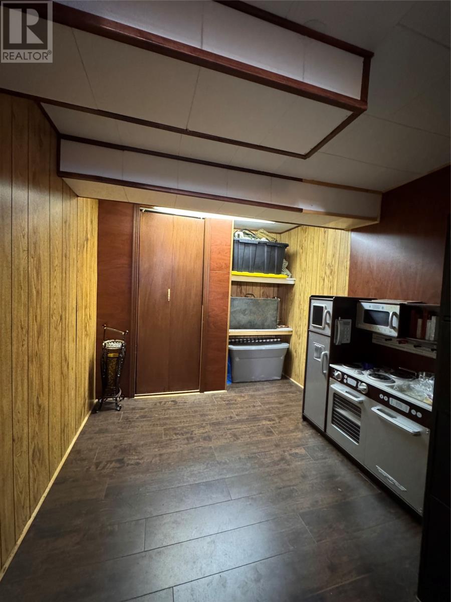 12 Memorial Avenue, Botwood, Newfoundland & Labrador  A0H 1E0 - Photo 34 - 1299574