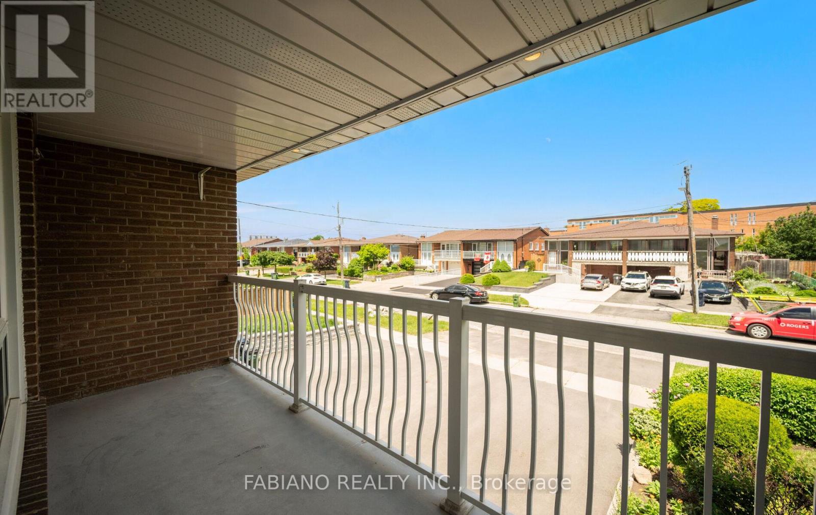 48 Sorlyn Avenue, Toronto, Ontario  M6L 1H8 - Photo 11 - W13499502