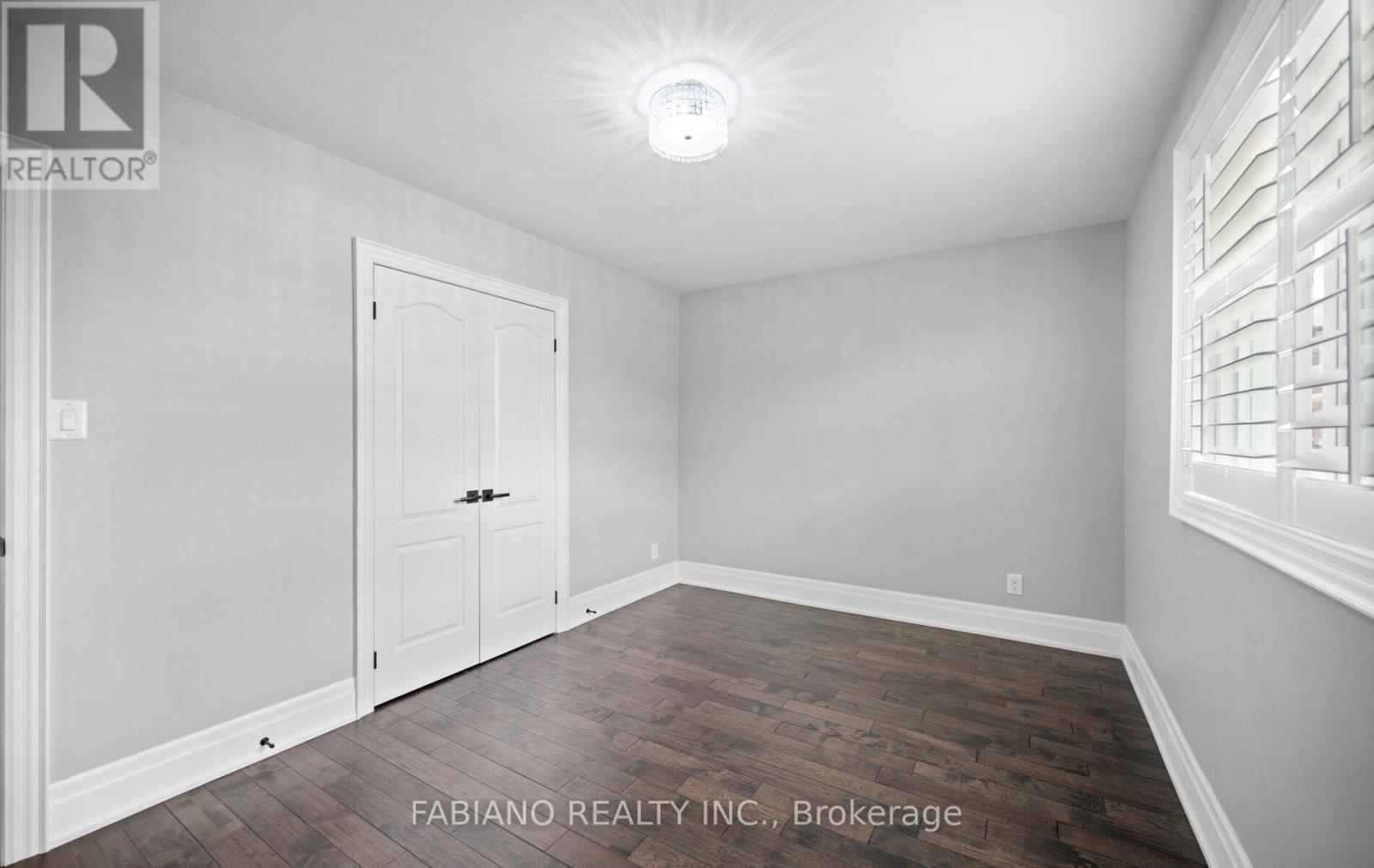 48 Sorlyn Avenue, Toronto, Ontario  M6L 1H8 - Photo 17 - W13499502