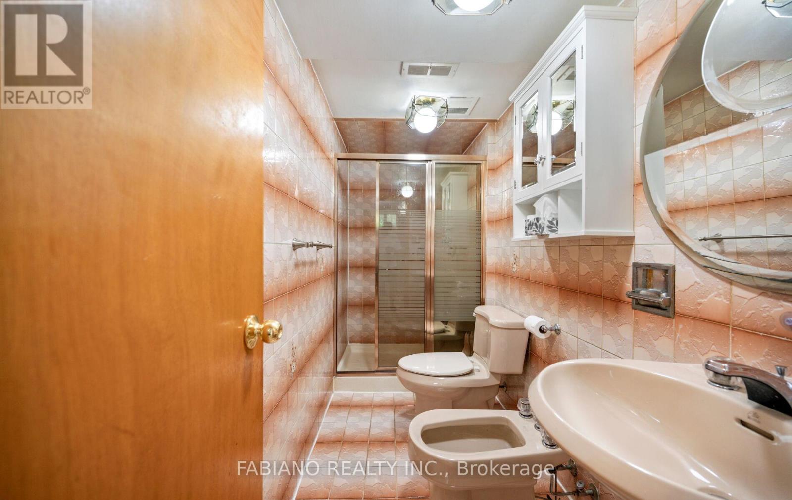 48 Sorlyn Avenue, Toronto, Ontario  M6L 1H8 - Photo 42 - W13499502