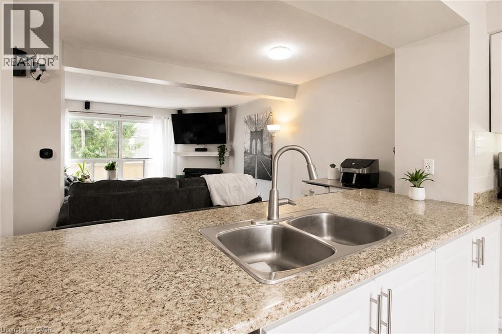 595 Third Street Unit# 19, London, Ontario  N5V 4A1 - Photo 5 - 40843546