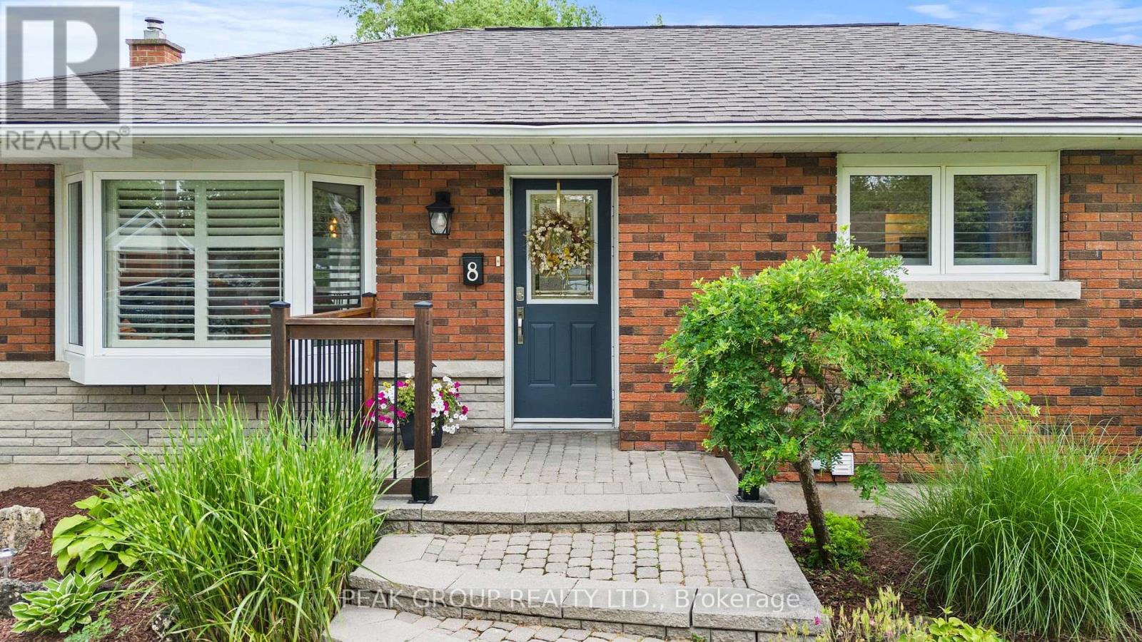 8 Roxanne Drive, St. Catharines, Ontario  L2M 3G9 - Photo 3 - X13499536