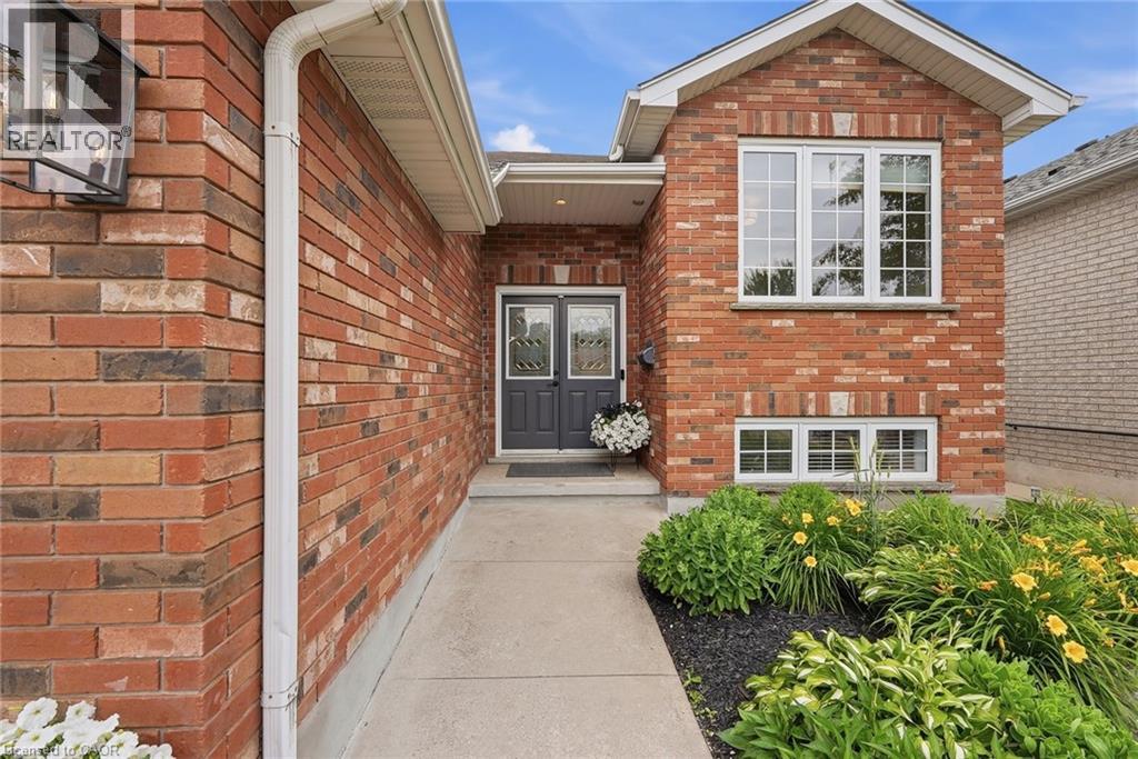 105 Harwood Road, Cambridge, Ontario  N1S 4R9 - Photo 3 - 40842207
