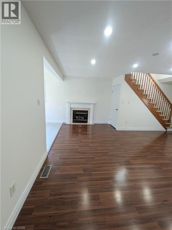 596 Southridge Drive, Hamilton, Ontario  L9C 7V8 - Photo 11 - 40842146