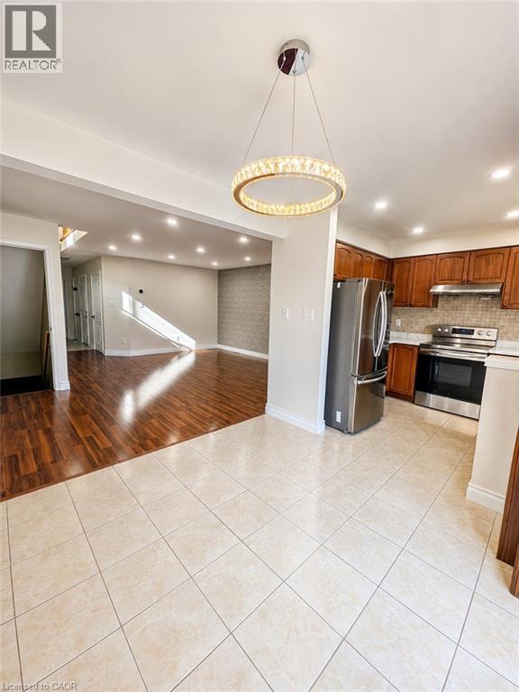 596 Southridge Drive, Hamilton, Ontario  L9C 7V8 - Photo 6 - 40842146