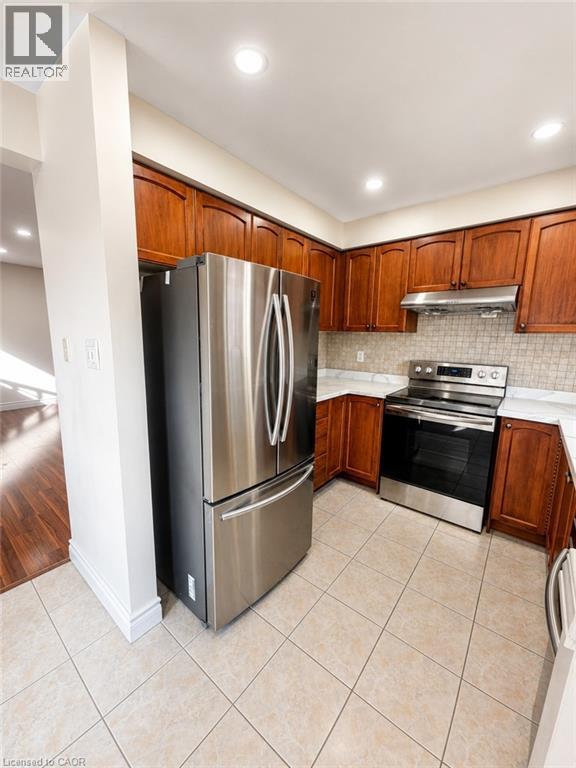 596 Southridge Drive, Hamilton, Ontario  L9C 7V8 - Photo 8 - 40842146